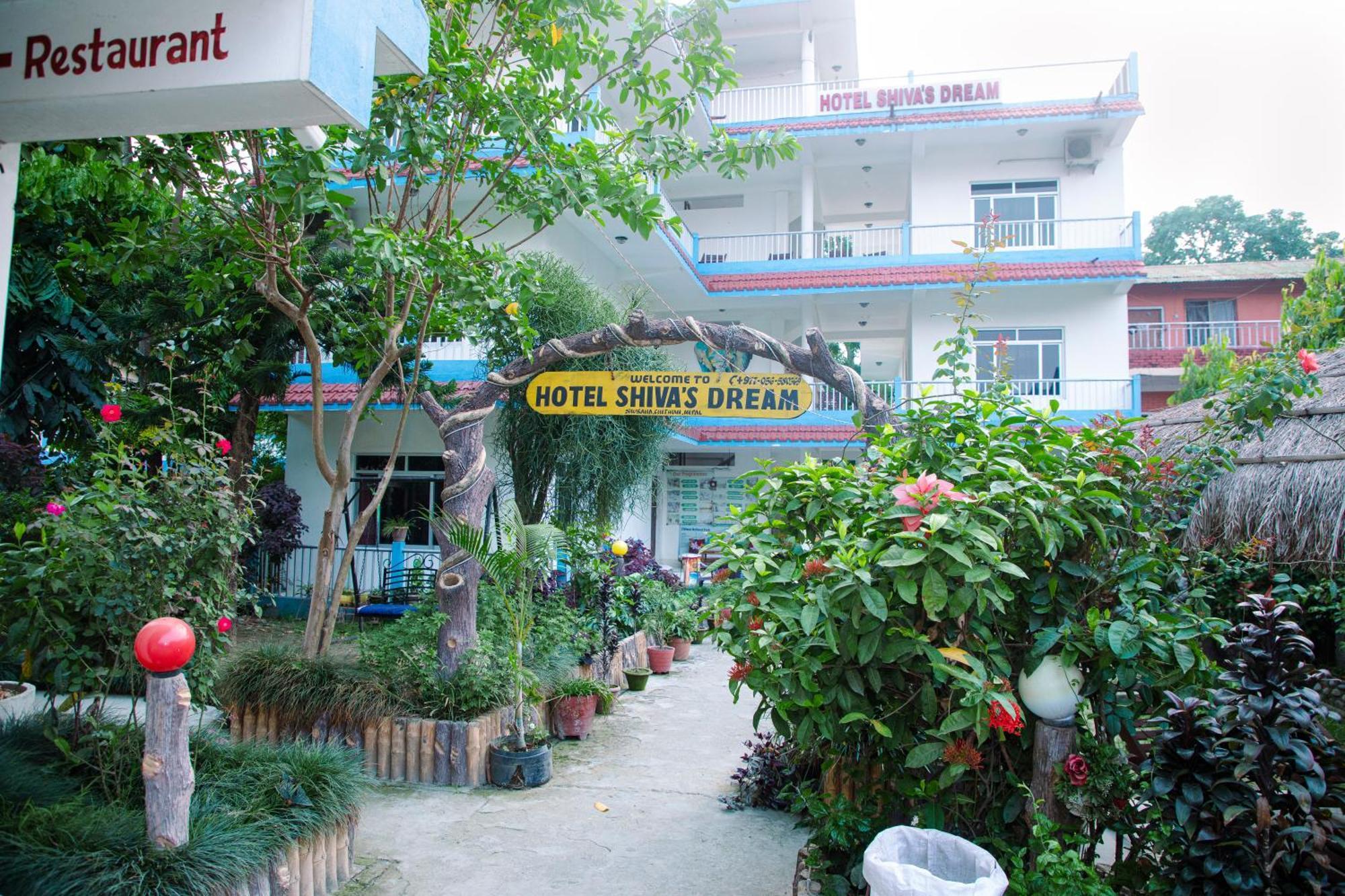 Hotel Shiva'S Dream Sauraha Exterior foto